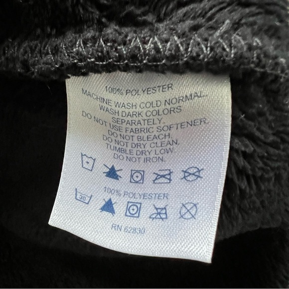 Lands' End Plus Size Black Warm Fuzzy Hooded Zip Up Jacket Women's size 2X - Picture 5 of 7